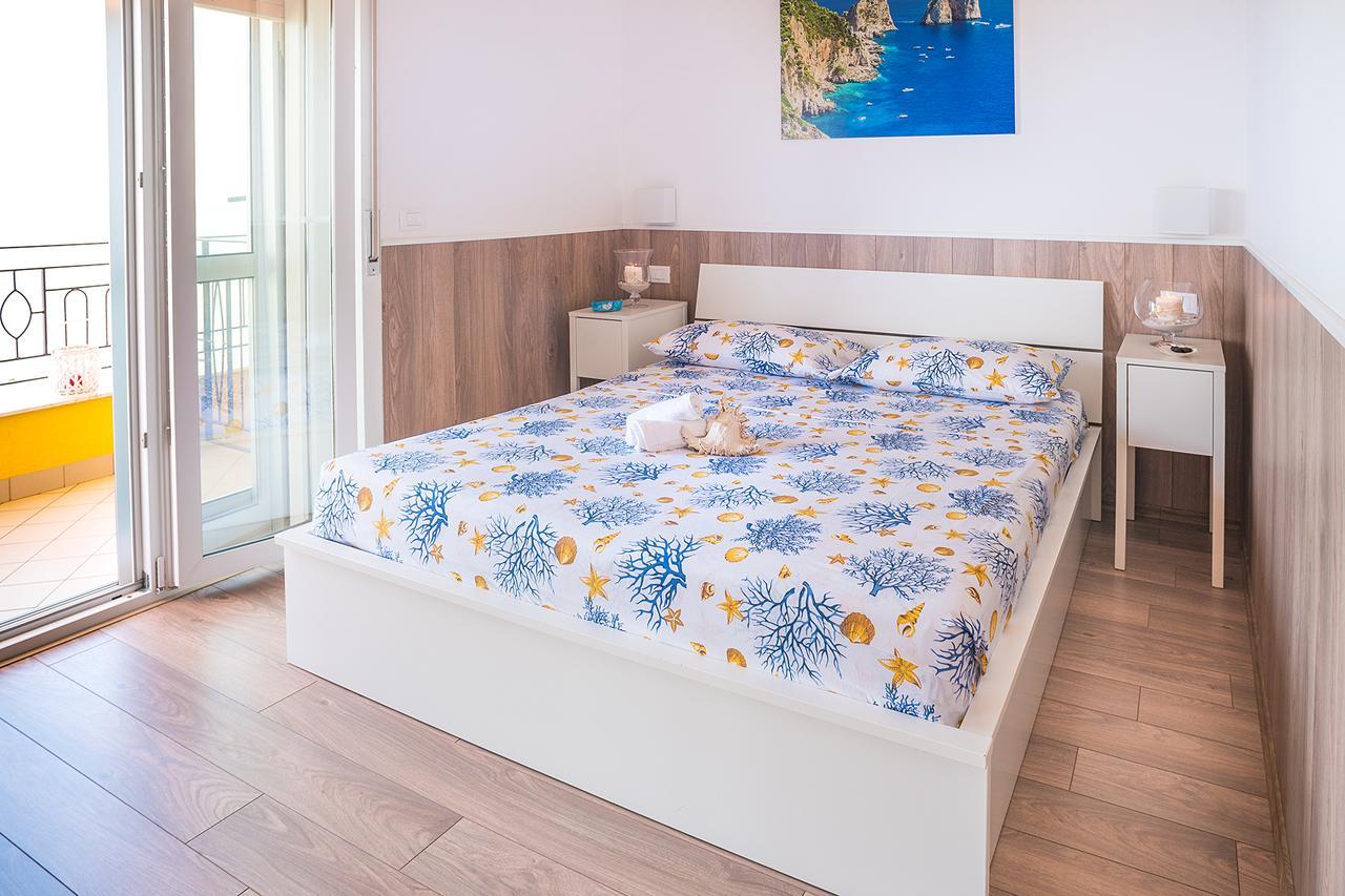 B&B Tramonto Sul Mare ซาแลร์โน ภายนอก รูปภาพ